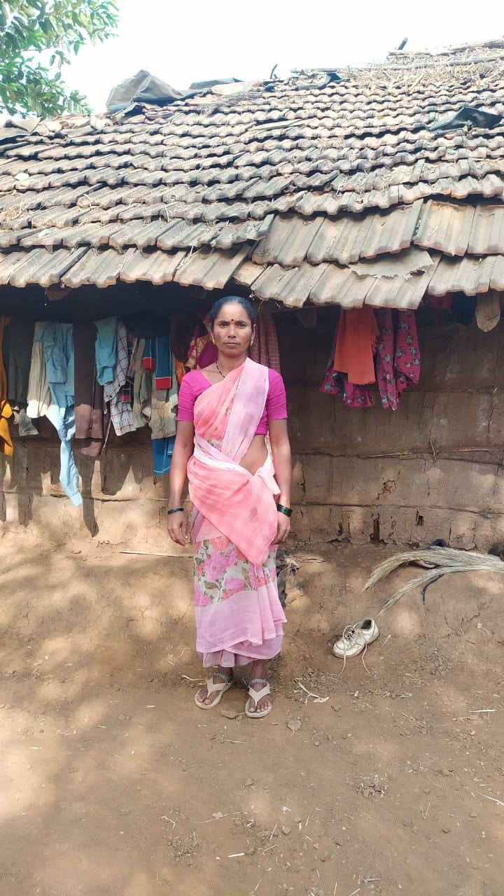 Support for 200 underprivileged women - Online